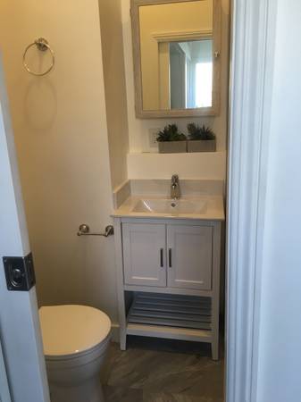 1BR/1BA In Law Adu on Hillside Avenue · Albany photo 3