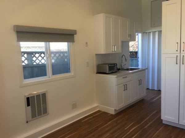 1BR/1BA In Law Adu on Hillside Avenue · Albany