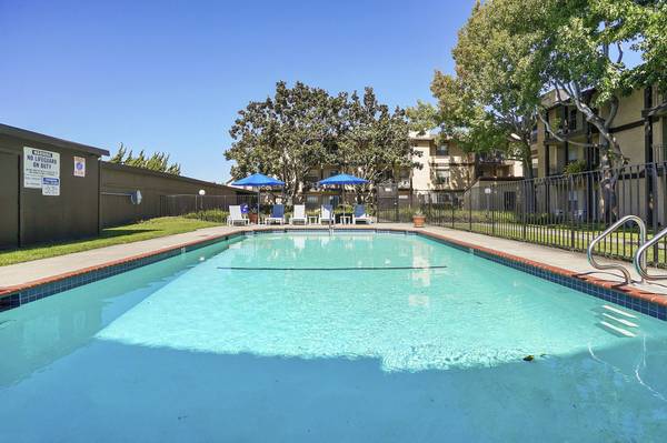 Apartments on Road 20 · San Pablo