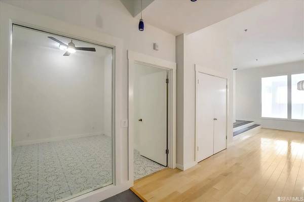 3BR/1BA Condo · Oakland photo 5