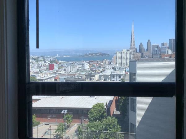 1BR/1BA Apartment · San Francisco photo 3