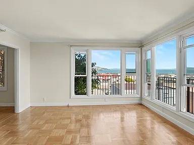 2BR/1BA Apartment on N Point St · San Francisco photo 5