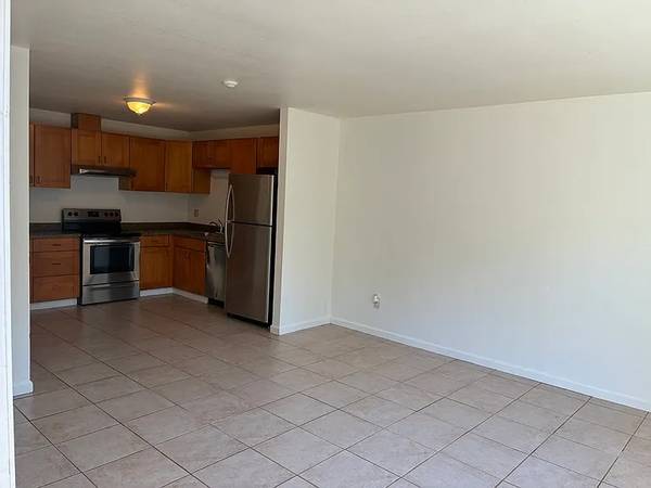 2BR/1BA Apartment on Parkhurst Dr · Santa Rosa photo 3