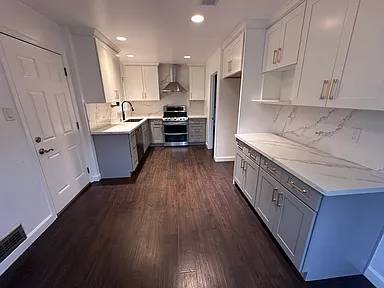 756 Broadmoor Dr San Jose, CA 95129 photo 3