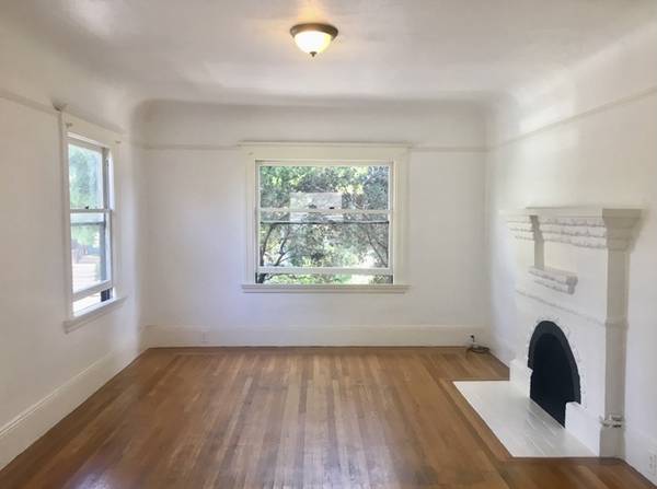 2BR/1BA Duplex on Wheeler Street · Berkeley photo 5