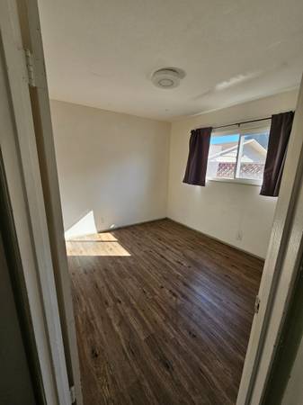 2BR/1BA Apartment · San Mateo photo 4