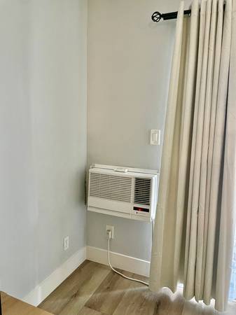 2730 Oak Rd photo 5