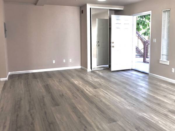 Apartments on Fifth Ave · Oakland photo 2