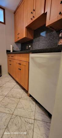 2BR/1BA Apartment · Emeryville photo 5