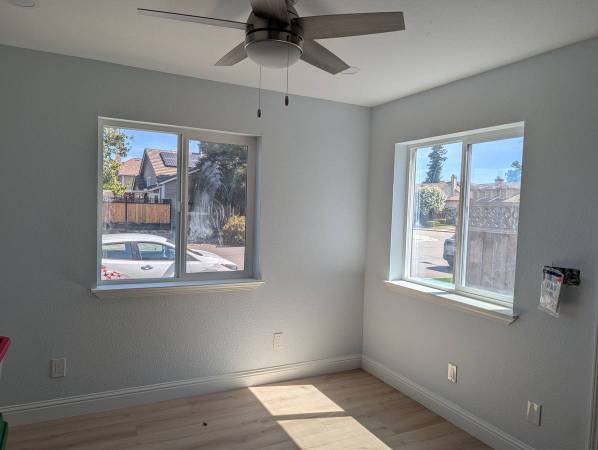 2BR/2BA In Law Adu on Mendenhall Ct · Pleasanton photo 4