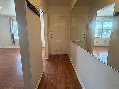 1BR/1BA Apartment on Ashby Ave · Berkeley photo 5