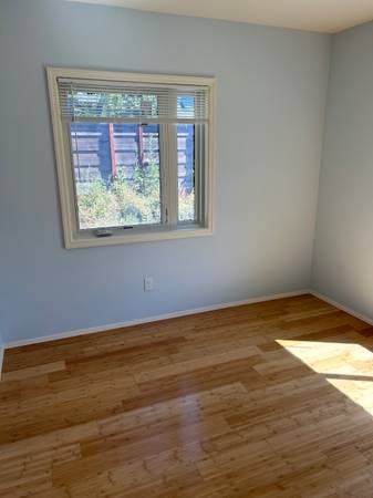 3BR/1BA Apartment · Berkeley photo 5
