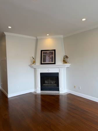 537 33rd St Oakland, CA 94609 photo 3