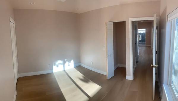 1BR/1BA Single Family House on Fairview Dr · Napa photo 3