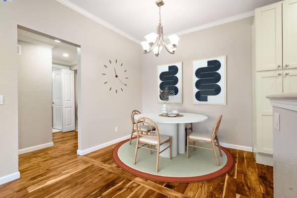 Beautiful Apartment For Rent In Prime Fremont Location photo 5