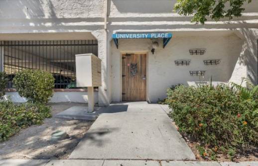 2BR/3BA Condo on S 11th St · San Jose photo 2
