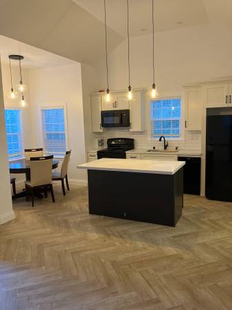 1BR/1BA In Law Adu on Atherton Ave. · Novato photo 5