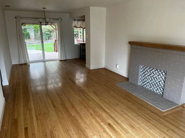 2BR/1BA Single Family House on Sunrise Dr · Napa photo 2