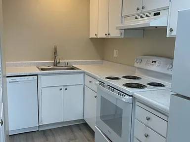 Matanzas Garden Apartments photo 2