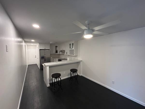 2BR/1BA Single Family House on Orizaba Ave. · Daly City photo 5