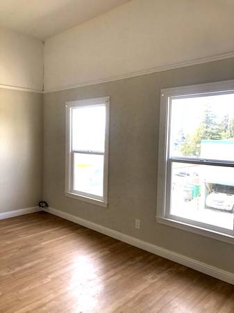 1BR/1BA Apartment on B Street · Hayward photo 4