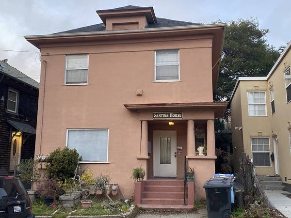 2BR/1BA Apartment on Haste St · Berkeley