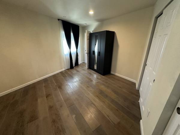1BR/1BA Apartment on Durant Ave · Oakland photo 5