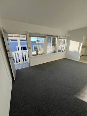 2BR/1BA Single Family House · Oakland photo 2