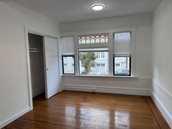 2BR/1BA Apartment · San Francisco photo 5