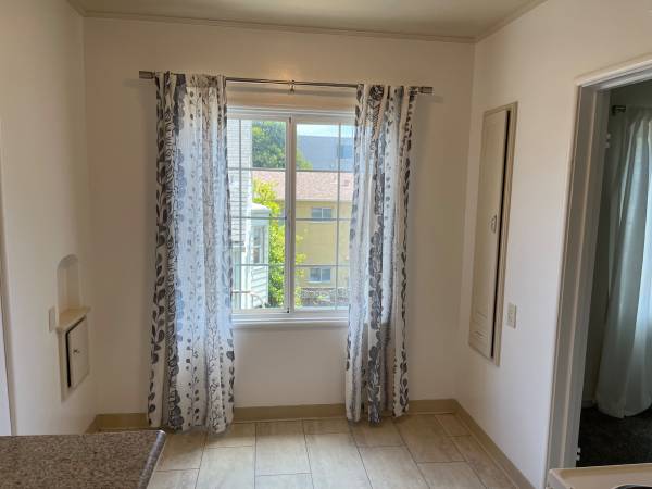 1BR/1BA Apartment on Chestnut Street · Alameda photo 4