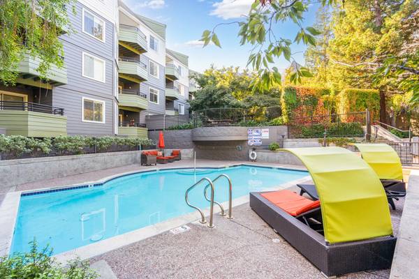 Apartments on Botelho Drive · Walnut Creek photo 2