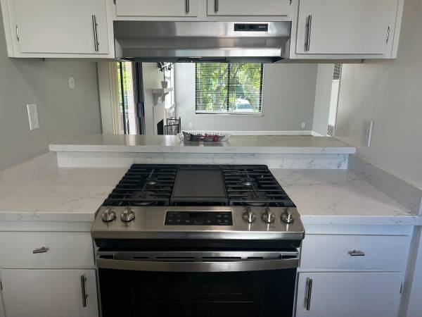 2BR/1BA Apartment on Springtown Blvd 19j · Livermore photo 4