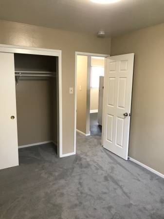 1BR/1BA Apartment · Hayward photo 2