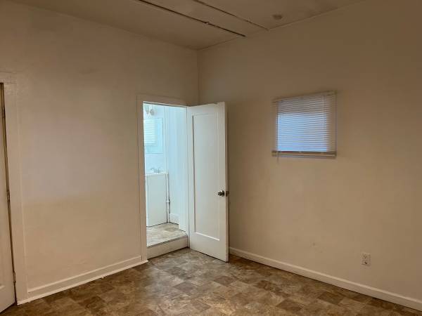 1BR/1BA Apartment · Vallejo photo 3