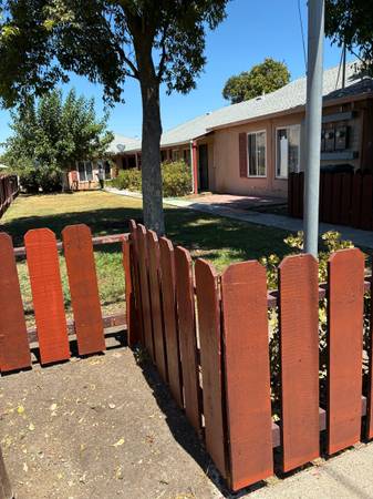 1BR/1BA Apartment on Alturas Ave Apartment C · Pittsburg photo 3