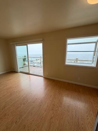 Apartments on Esplanade Ave · Daly City photo 4