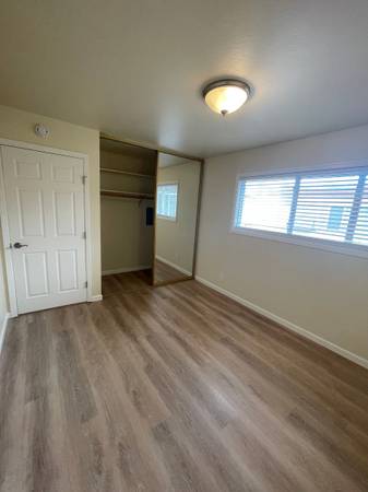 Apartments on Esplanade Ave · Daly City photo 5