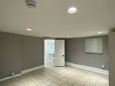 2028 Linden St photo 5