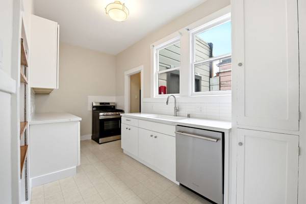 0BR/1BA Apartment on 9th Ave. · San Francisco photo 5