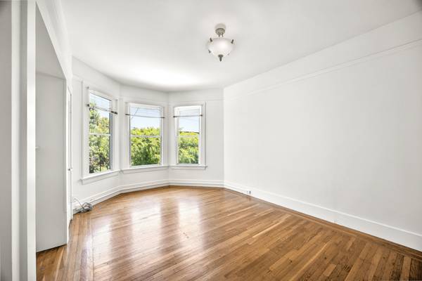 0BR/1BA Apartment on 17th Street 06 · San Francisco photo 2