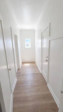 0BR/1BA Apartment on 11th Avenue · Oakland photo 5