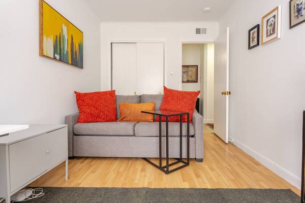 2BR/1BA Condo · San Francisco photo 5