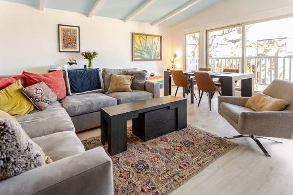 2BR/1BA Condo · San Francisco photo 2