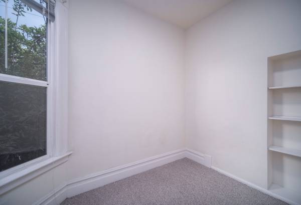 2BR/1BA Apartment · San Francisco photo 5