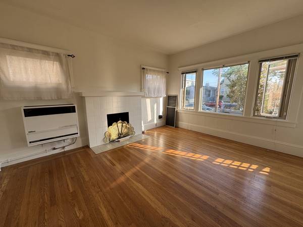 1BR/1BA Apartment · Alameda photo 3