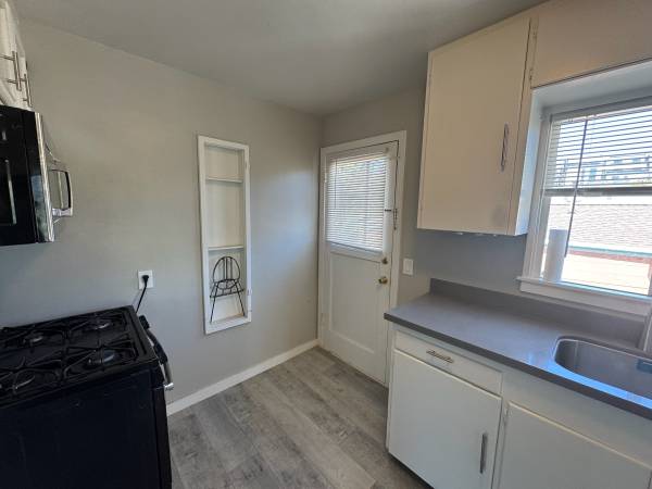 1BR/1BA Apartment on California Street Berkeley Ca 94703 · Berkeley photo 3