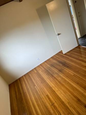 3BR/1BA Duplex on Woodland Ave · San Rafael photo 5