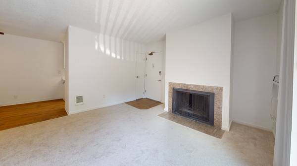 Apartments on Ignacio Blvd - 358 · Novato