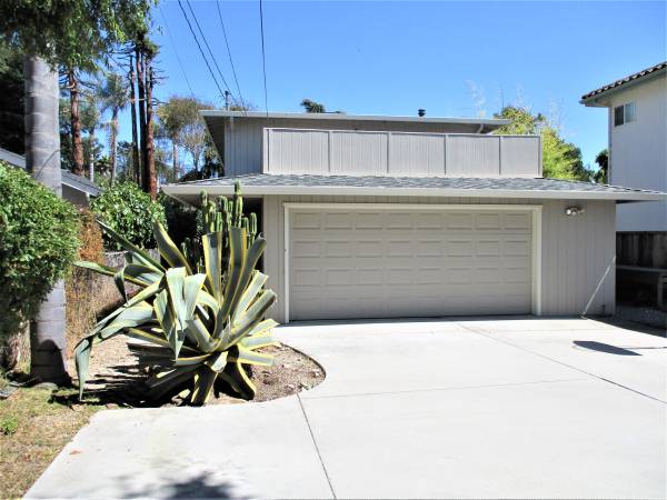 Duplexs on 26th Avenue · Santa Cruz photo 2