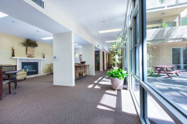 1BR/1BA Apartment on Mckee Road · San Jose photo 2